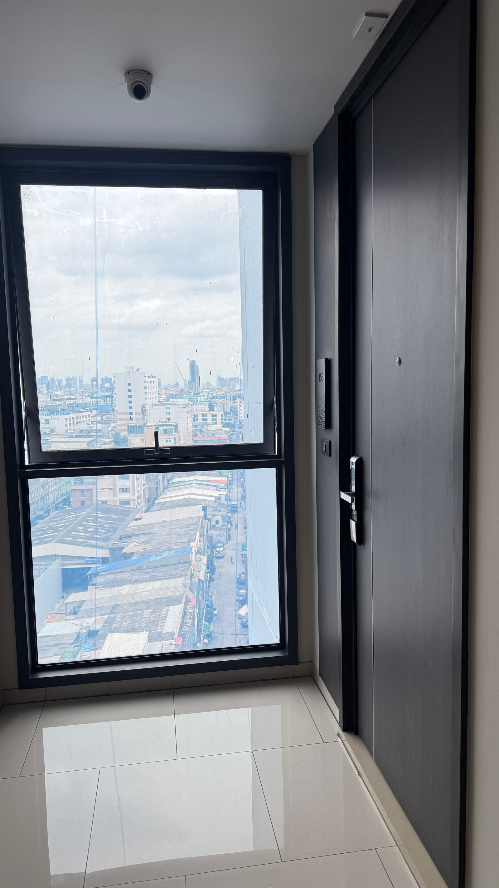 ค่ะ ห้องใหม่ไม่เคยใช้งาน  ขนาด 35.5 ตารางเมตร The Line Asoke – Ratchada ราคาขาย 6.69  ล้านบาท สนใจติดต่อ Line ID : kanomtarn – รูปที่ 2