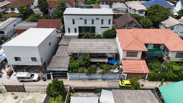 🔥 For sale 🔥 Land Phahonyothin Soi 24 Yaek 6 - Land Phahonyothin Soi 24 Yaek 6 / NUB052