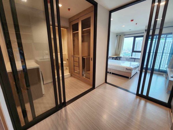 Life Sathorn Sierra ใกล้ bts ตลาดพลู ห้องว่างให้เช่า สอบถามได้เลยครับ