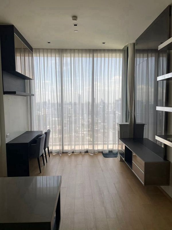 🏠✨ 28 ชิดลม (28 Chidlom) | ขายคอนโด 1 ห้องนอน (HBH-TB-106)