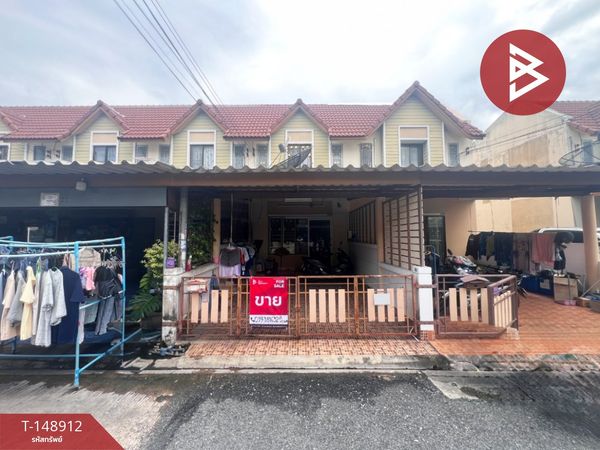Townhouse for sale Family Town 2 Village, Napa, Chonburi (Family Town 2), prime location near Amata Nakorn.