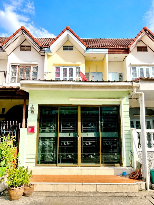 CB123♚Townhouse 2 bedrooms for sale⚝Nawamin-Pho Kaeo♜Near Pattawikorn Market∞065-9423251,099-5919653▚Line@sureresidence