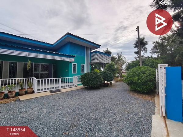Single-storey detached house for sale with land, area 2 rai, Kamphaeng Saen, Nakhon Pathom, good atmosphere, quiet.