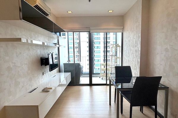 🔥 For Rent !!🔥 Ideo Q Phayathai, 1 bedroom, 1 bathroom, high floor 22++, Newly renovated, Good Location !! Code C20250700017 furnished, ready to move in📣📣 