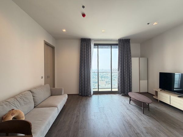 HOT DEAL 2 bedrooms for rent at The Address siam ratchathewi