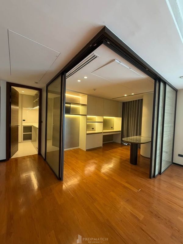 ✨Flash Deal ✨La CittLa Delre Thonglor 16 (3Bed 3Bath 180.8SQM.) ready to move in! Only 42,500,000 baht Tel.0981315848 @propmatch