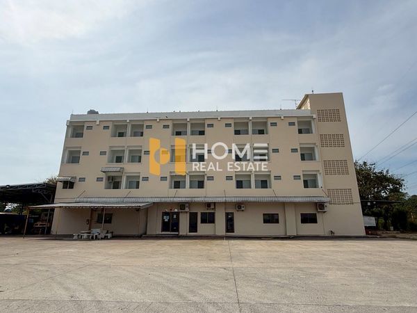 Land with 4-Storey Building, Nong Yai Bu, Surasak, Sriracha, Chonburi (FOR SALE) YEAN125