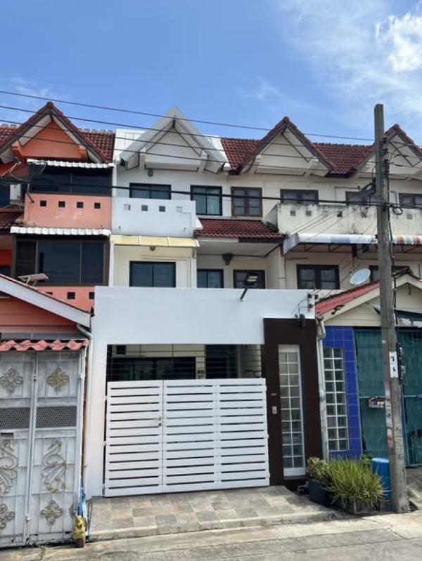 ขายทาวน์เฮ้าส์/ทาวน์โฮม  บ้านวีเคโฮม รีโนเวทใหม่ ท่าข้าม เขต บางขุนเทียน กรุงเทพ CX-170775