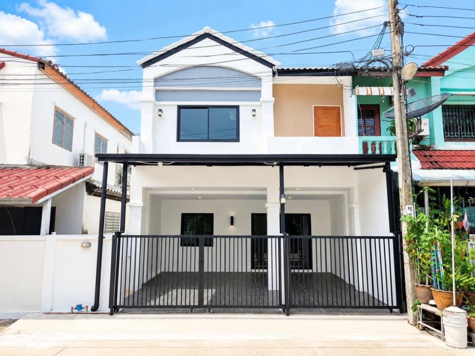 ขายทาวน์เฮ้าส์/ทาวน์โฮม บ้านศิริวรรณ 1 บางกร่าง เมืองนนทบุรี นนทบุรี CX-171487 ขายทาวน์เฮ้าส์/ทาวน์โฮม บ้านศิริวรรณ 1 บางกร่าง เมืองนนทบุรี นนทบุรี CX-171487