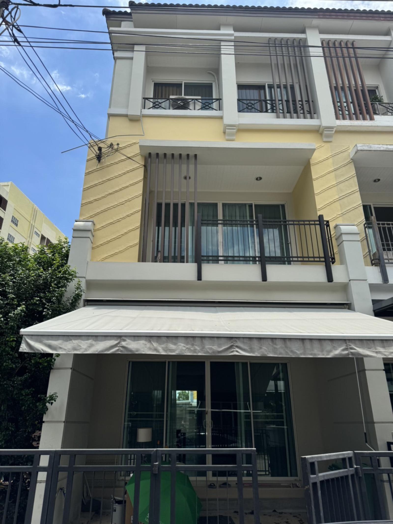 For Sale Townhouse/Townhome , Baan Klang Muang Urbanion Kaset-Nawamin 2 , corner unit , Anusawari , Bang Khen , Bangkok , CX-170757 For Sale Townhouse/Townhome , Baan Klang Muang Urbanion Kaset-Nawamin 2 , corner unit , Anusawari , Bang Khen , Bangkok , CX-170757