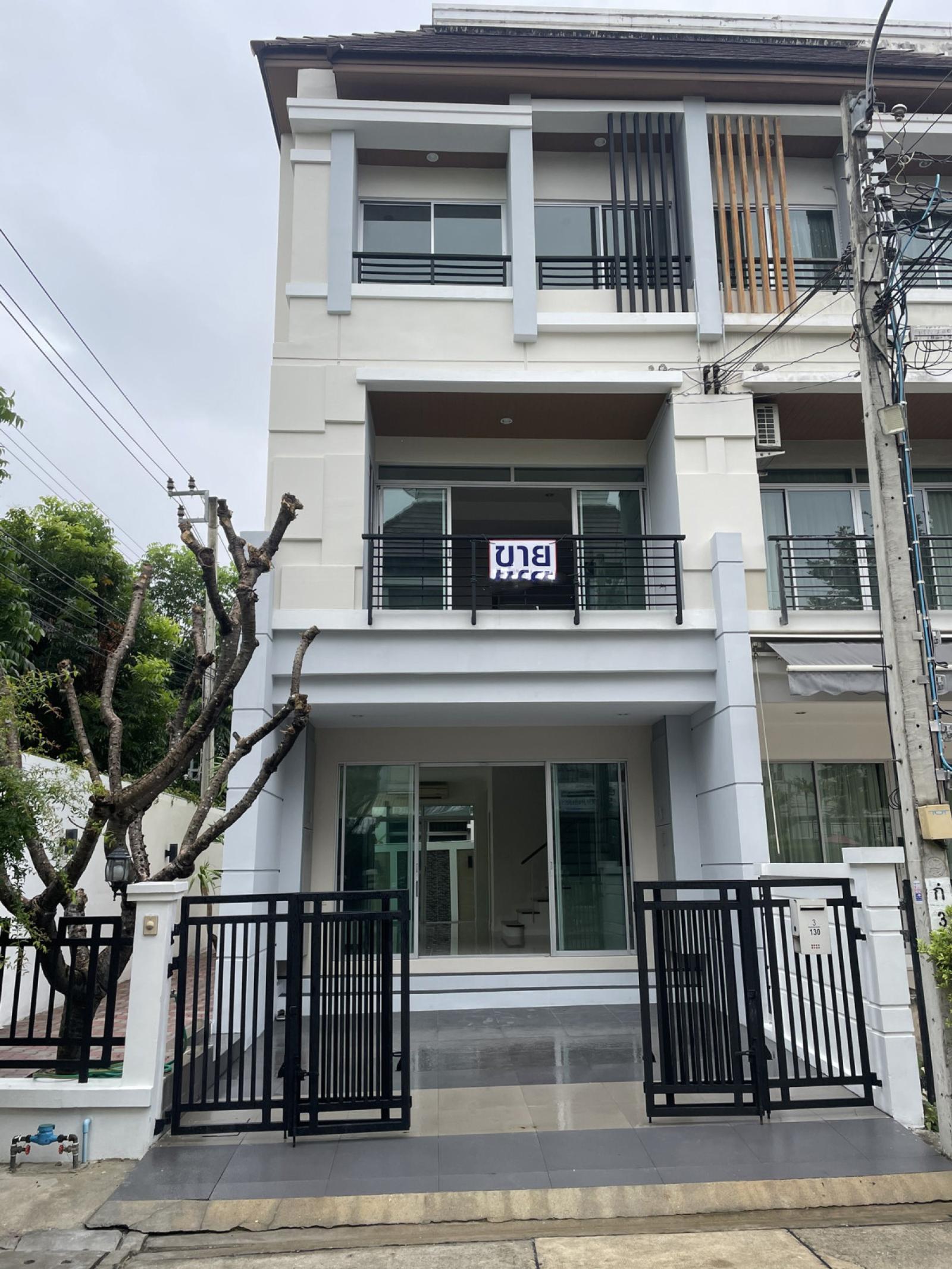For Sale Townhouse/Townhome  , Baan Klang Muang Urbanion Srinakarin , corner unit , MRT-Suan Luang Rama 9 , Nong Bon , Prawet , Bangkok , CX-171132