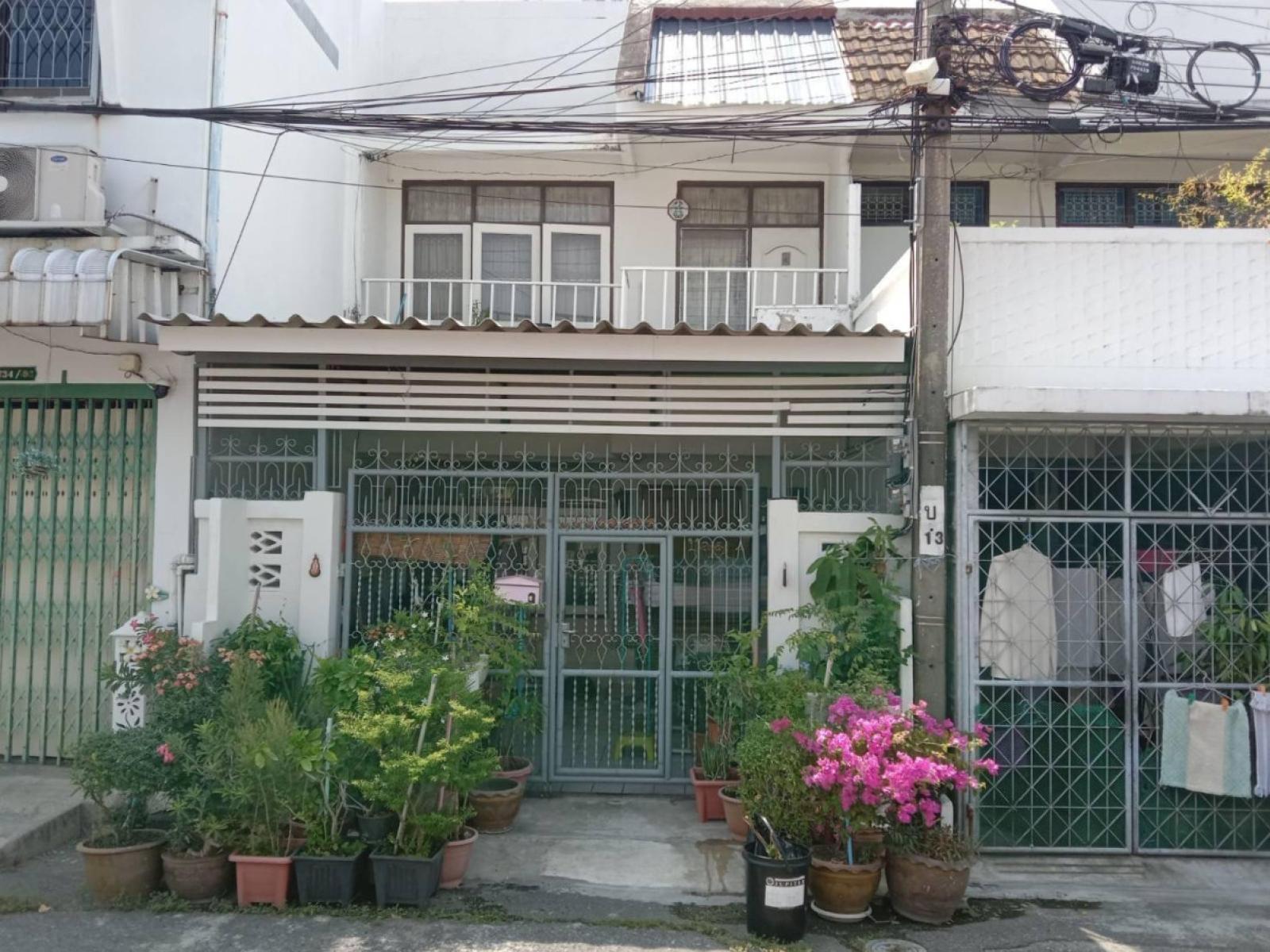 For Sale Two-story townhouse in Samrong area, sold as is. , Samrong Nuea , Mueang Samut Prakan , Samut Prakarn , CX-170590