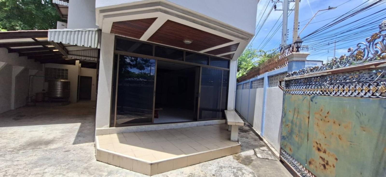 ขายบ้านเดี่ยว 3 ชั้น วงศ์สว่าง เขต บางซื่อ กรุงเทพ CX-170193 ขายบ้านเดี่ยว 3 ชั้น วงศ์สว่าง เขต บางซื่อ กรุงเทพ CX-170193
