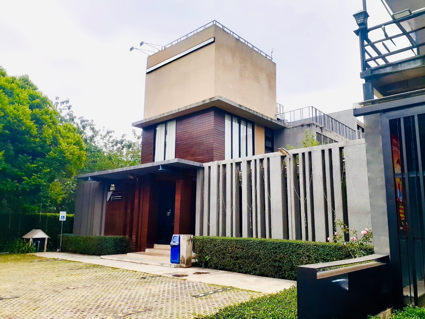 Khao Yai Property for Sale in Moo Si with Large Land and Swimming Pool, Ideal for Private Use or Rental Business Khao Yai Property for Sale in Moo Si with Large Land and Swimming Pool, Ideal for Private Use or Rental Business