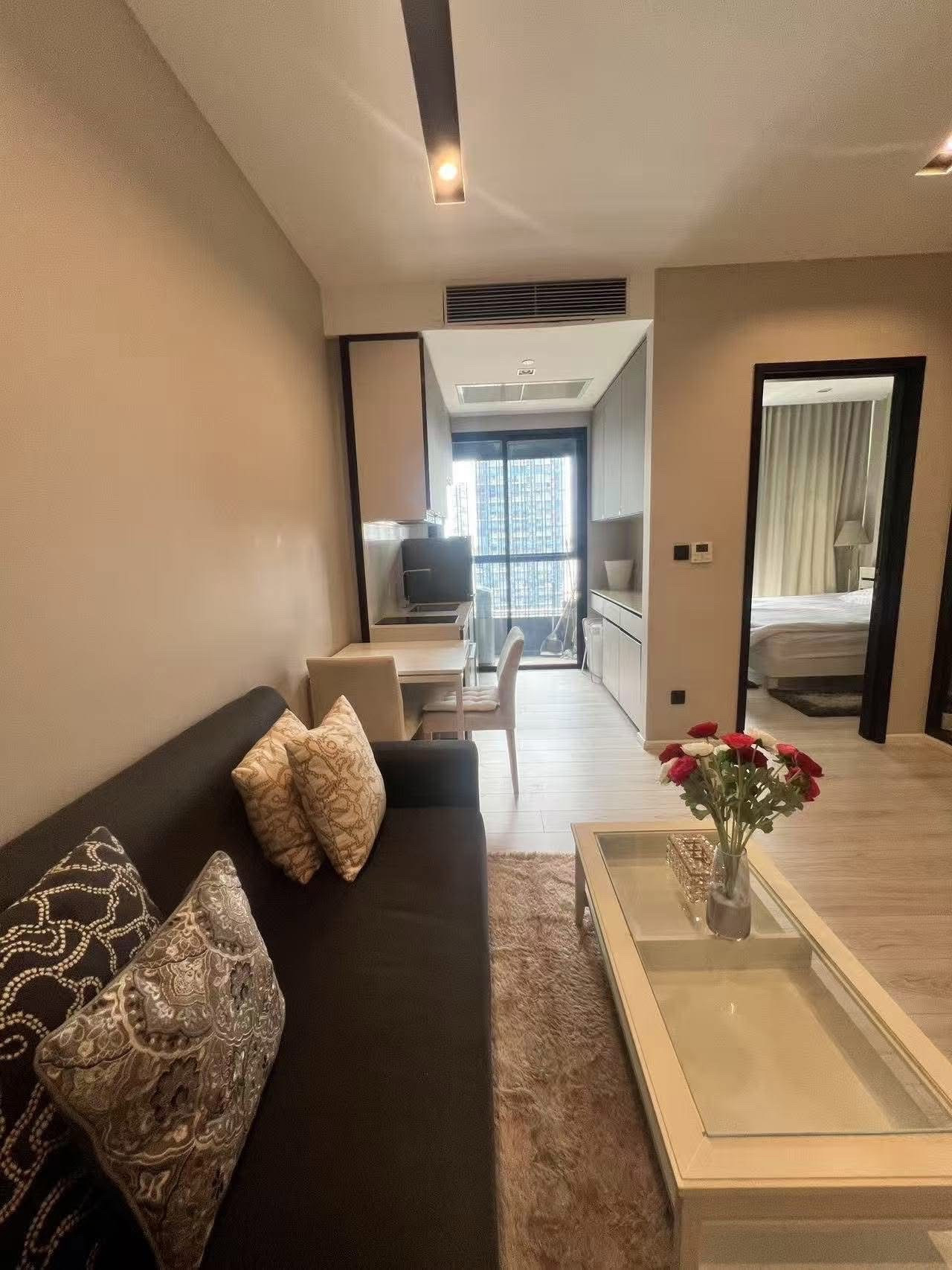 For rent 🔥🔥 The Room Phayathai | 🚆 Great location, convenient transportation Near BTS Phayathai • Airport Rail Link Ratchaprarop • Expressway For rent 🔥🔥 The Room Phayathai | 🚆 Great location, convenient transportation Near BTS Phayathai • Airport Rail Link Ratchaprarop • Expressway