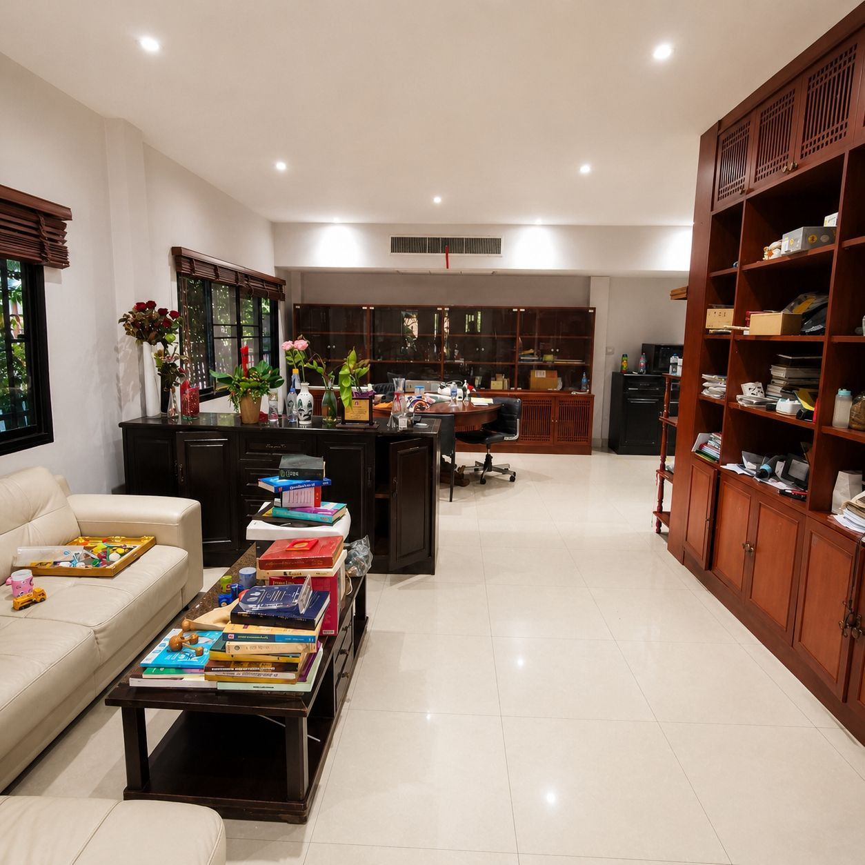 ขายขาดทุนด่วน Home Office ใกล้รถไฟฟ้าย่านรามอินทรา 6 นอน 4 น้ำ เป็นได้ทั้ง บ้าน Office Studio – รูปที่ 2