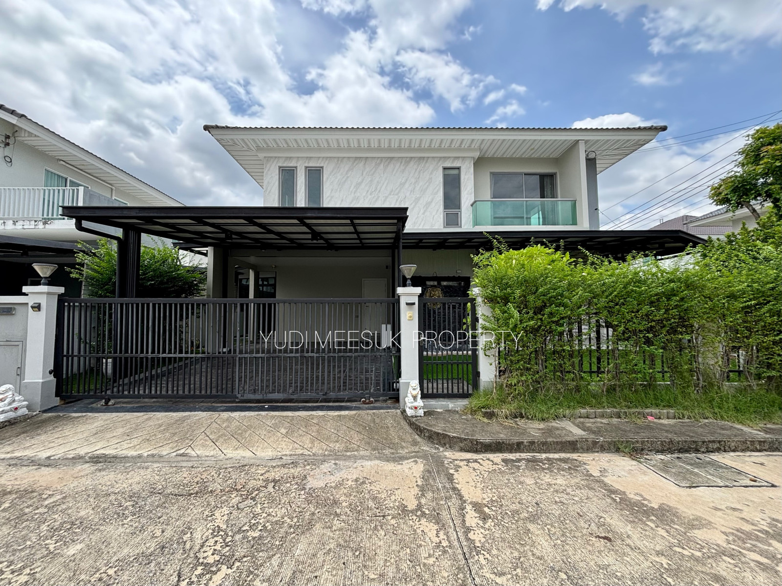 บ้านเดี่ยว หลังมุม ใกล้ห้างสรรพสินค้า ใกล้สนามบินสุวรรณภูมิ บ้านเดี่ยว หลังมุม ใกล้ห้างสรรพสินค้า ใกล้สนามบินสุวรรณภูมิ
