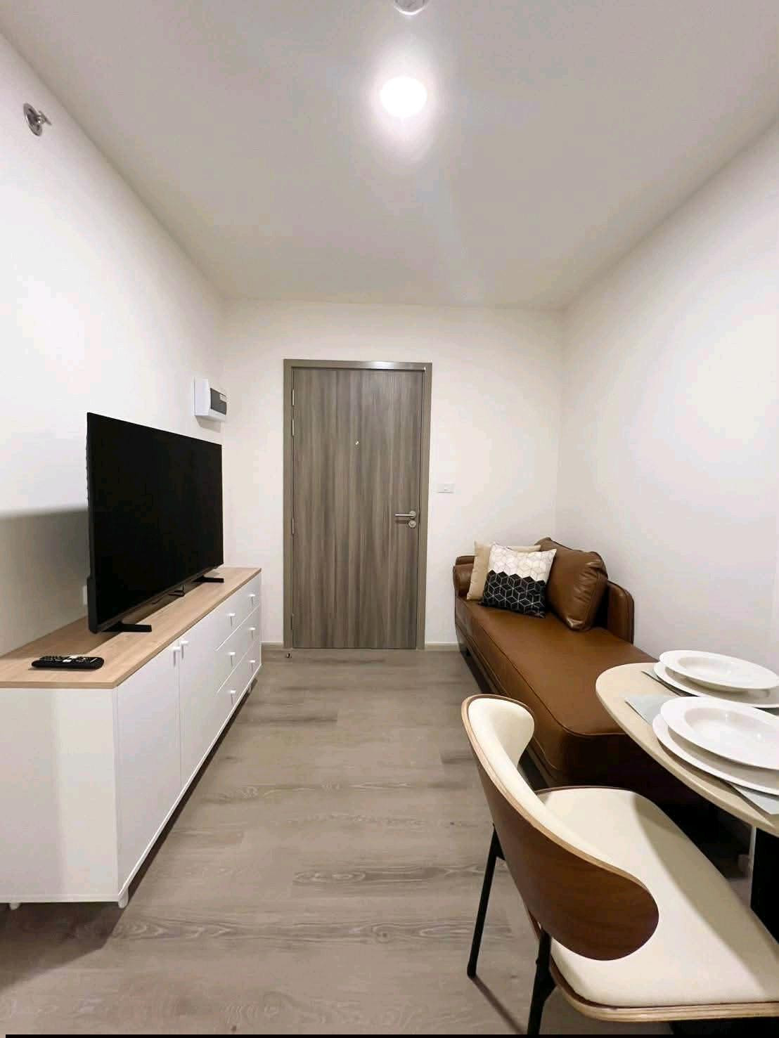 Condo near BTS Phraeksa and Bang Pu Industrial Estate.