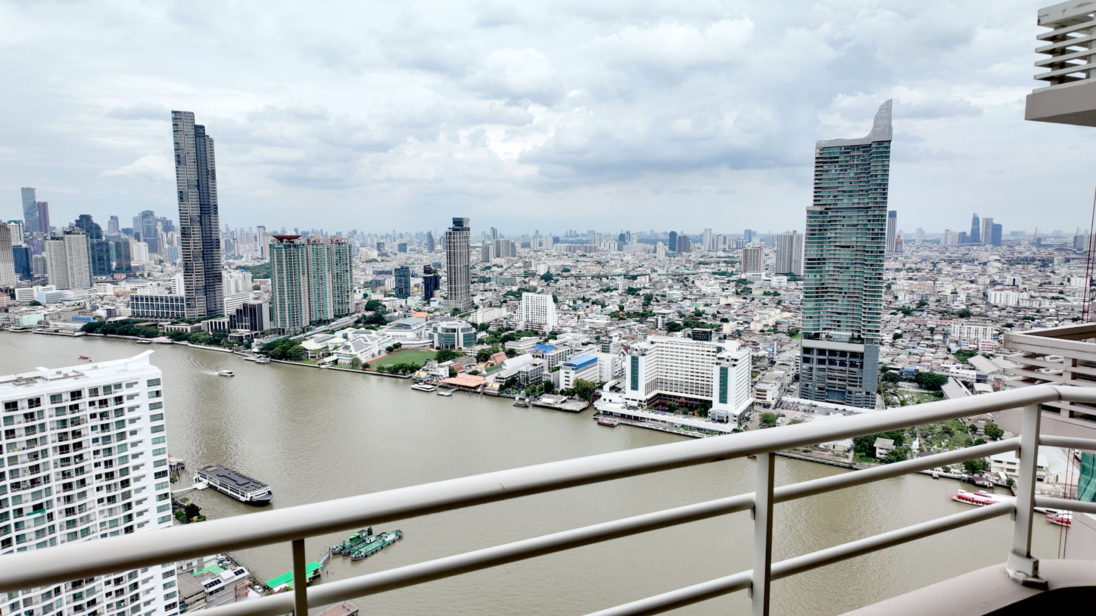 คอนโด วอเตอร์มาร์ค เจ้าพระยาฯ ชั้นสูง วิวเมืองตัดโค้งน้ำ สวยเวอร์ เกินราคา!  105.21 ตร.ม. 2 ห้องนอน เพดานสูง 2.8 ม. – รูปที่ 2
