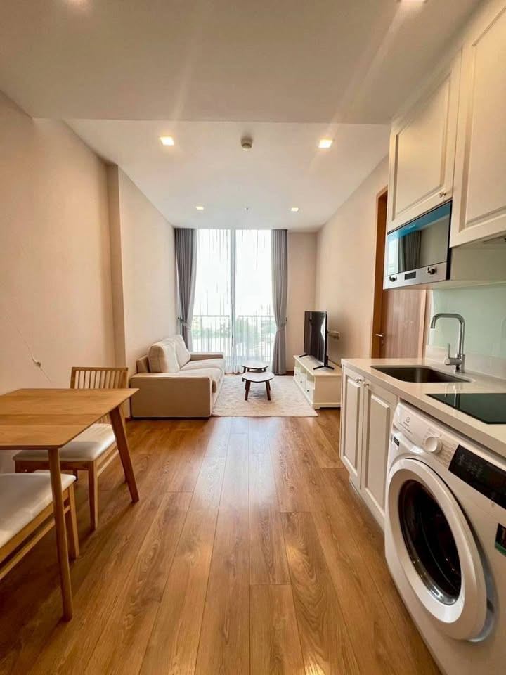 Noble BE33 Sukhumvit 33 for Rent 35 sqm 1 bed 1 bath 35,000 per month Noble BE33 Sukhumvit 33 for Rent 35 sqm 1 bed 1 bath 35,000 per month