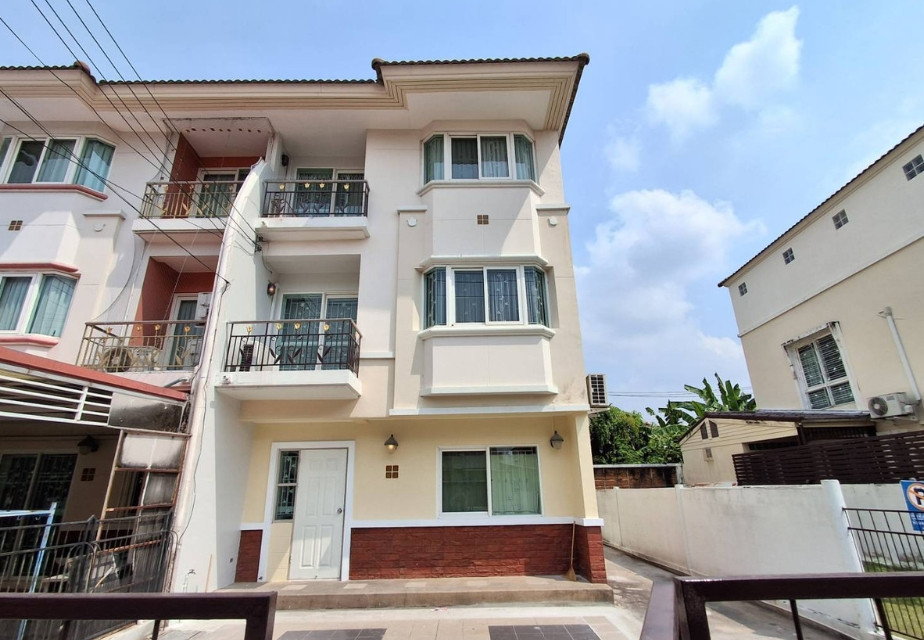 ✨ For Rent: 3-Story Corner Townhome, Supalai Ville Laksi-Don Mueang, 32 sq.wa, 3 Bedrooms, 3 Bathrooms, 2 Parking Spaces, 20,000 THB