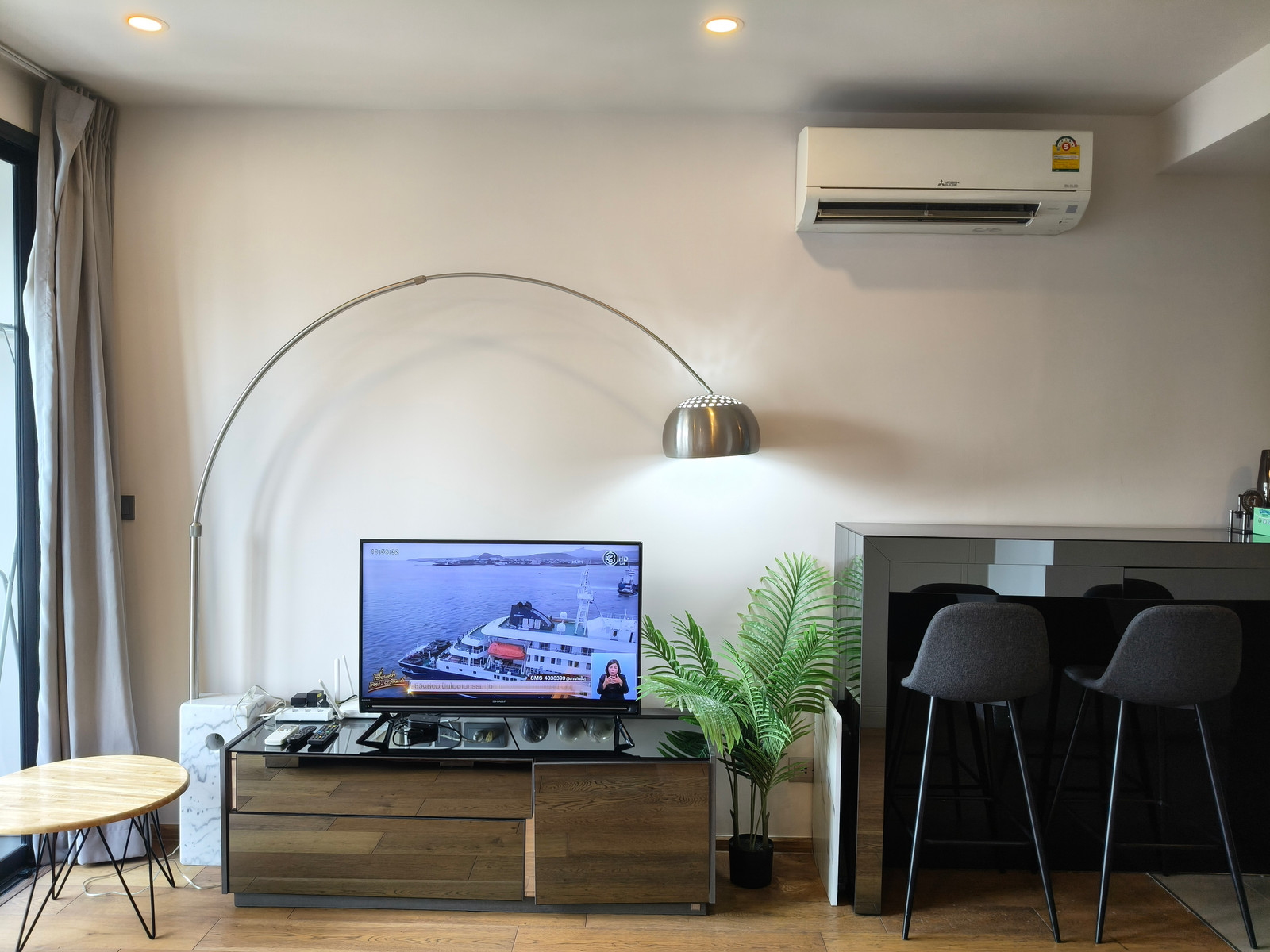 1BR For Sale at Q Chidlom Phetchburi, Fully furnished. Ready to move in. 1BR For Sale at Q Chidlom Phetchburi, Fully furnished. Ready to move in.