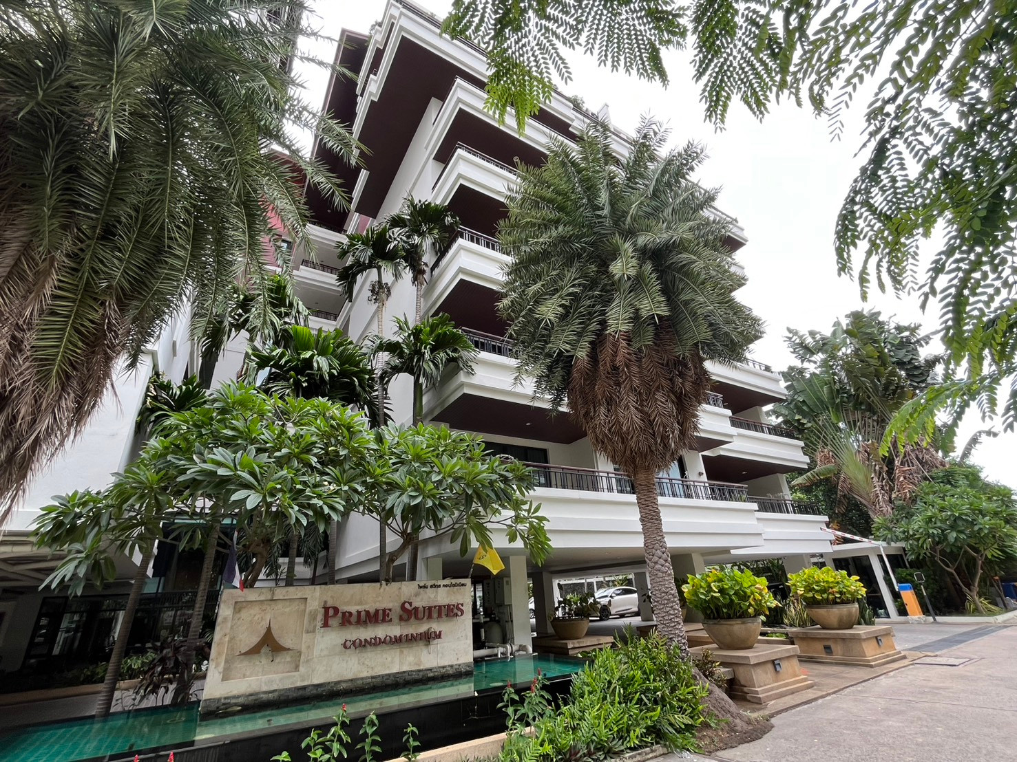BL143| ไพร์ม สวีทส์ คอนโด  พัทยากลาง Prime Suites Condominium หาดจอมเทียน และหาดพัทยาใต้ – จุดพักผ่อนริมทะเลยอดนิยม  ซอยพัทยากลาง 4 อำเภอบางละมุง ชลบุรี     (ราคา 9,000,000 บาท )