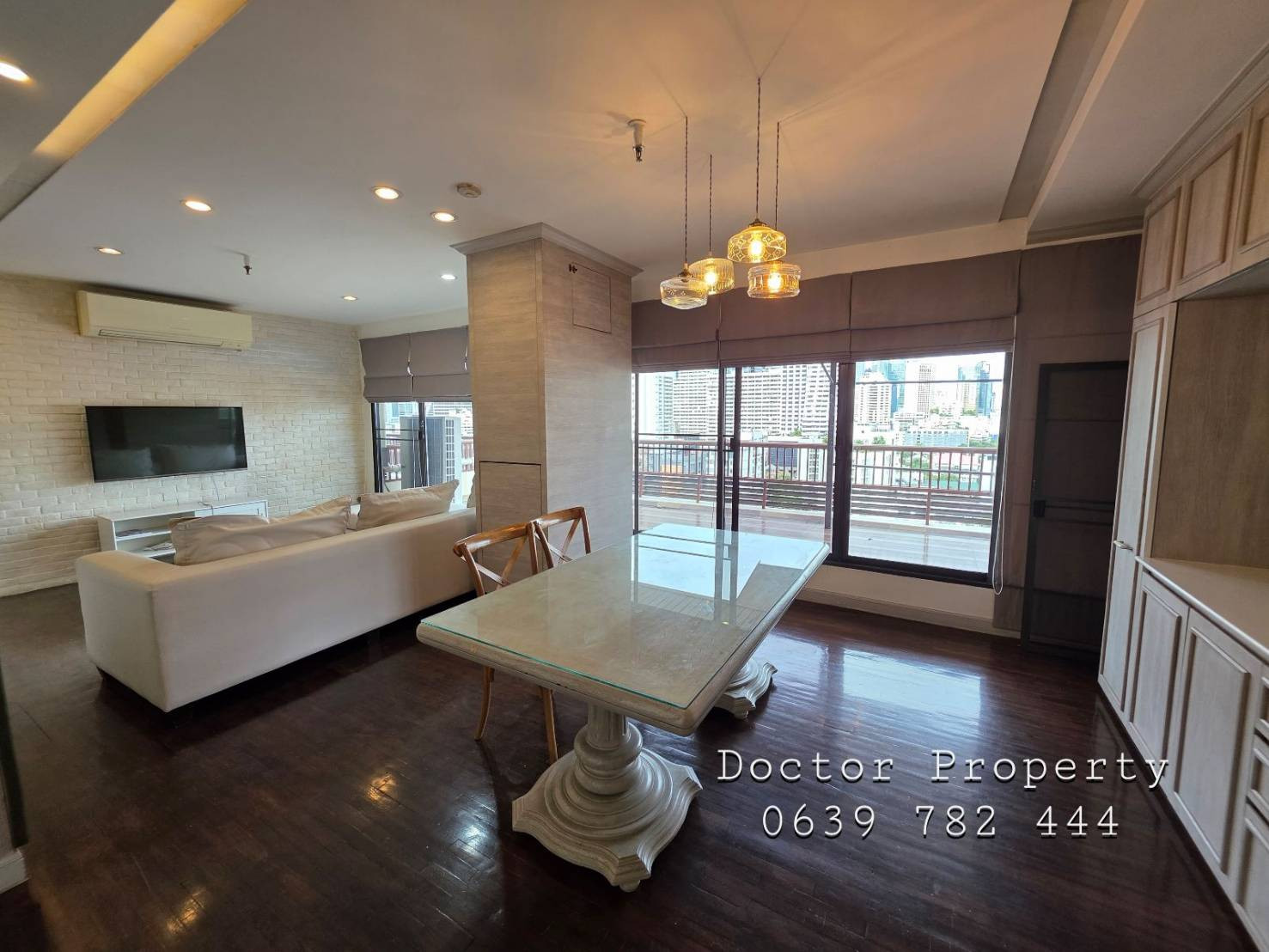 🔥 ให้เช่า | Baan Ploenchit Condominium (บ้านเพลินจิต) ซอยร่วมฤดี 3 ห้องนอน 126 ตรม. (พิเศษ ระเบียงกว้าง มีเพียงไม่กี่ห้องเท่านั้น)🔥 🔥 ให้เช่า | Baan Ploenchit Condominium (บ้านเพลินจิต) ซอยร่วมฤดี 3 ห้องนอน 126 ตรม. (พิเศษ ระเบียงกว้าง มีเพียงไม่กี่ห้องเท่านั้น)🔥