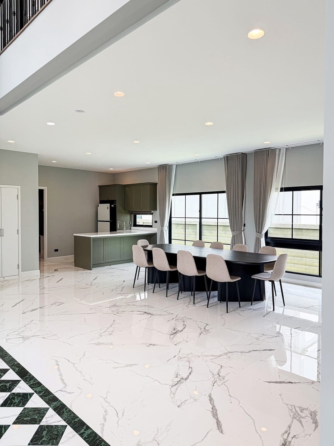 🏡ให้เช่า Luxury House for Rent | เศรษฐสิริ ดอนเมือง – SANSIRI 💎 บ้านเดี่ยวสไตล์ Georgian หลังใหญ่ ตกแต่งพร้อมอยู่ 🛏️ 5 ห้องนอน | 6 ห้องน้ำ | 383 ตร.ม. | ที่ดิน 90.4 ตร.วา ✈️ ทำเลดี ใกล้สนามบินดอนเมือง & Harrow International School – รูปที่ 3