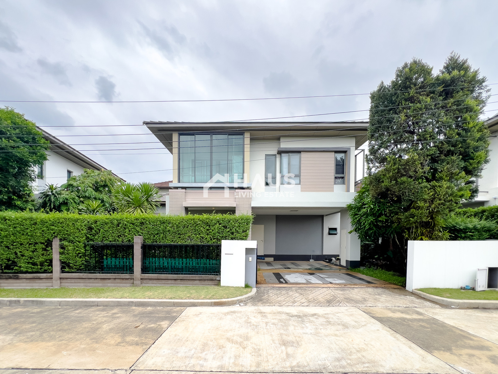 ✨ Cheapest in the project With a special plot in front of the house, won't hit anyone 🔥 Single house for sale Setthasiri Chaiyaphruek - Chaengwattana 🔥 Setthasiri Chaiyaphruek - Chaengwattana / 4 bedrooms #HCYP080 – รูปที่ 2