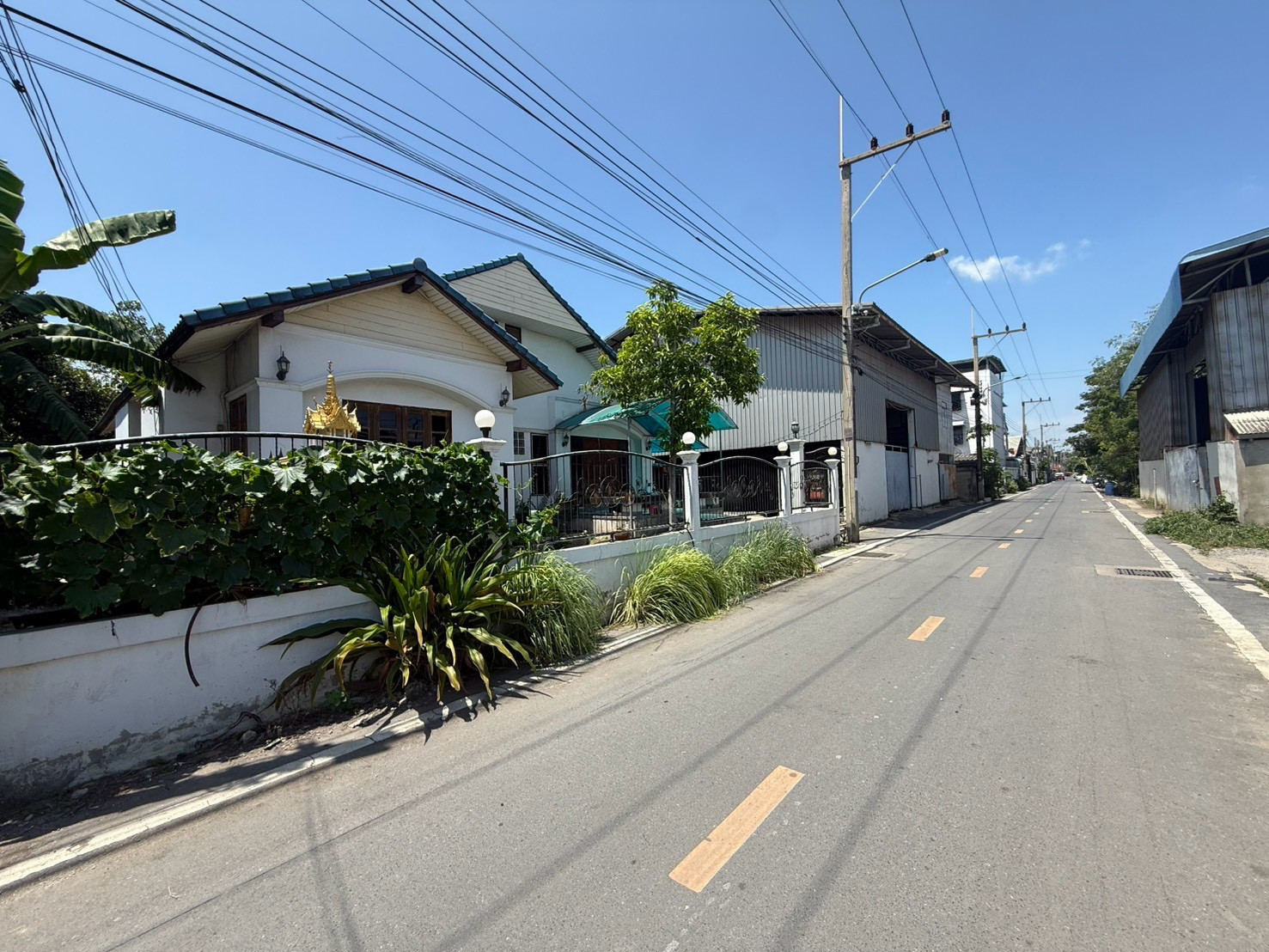 98339 - บ้านพร้อมโกดัง ทำเลทองคลอง 1 คลองหลวงอยู่ได้ ทำงานได้ เก็บสินค้าได้ ครบในที่เดียว