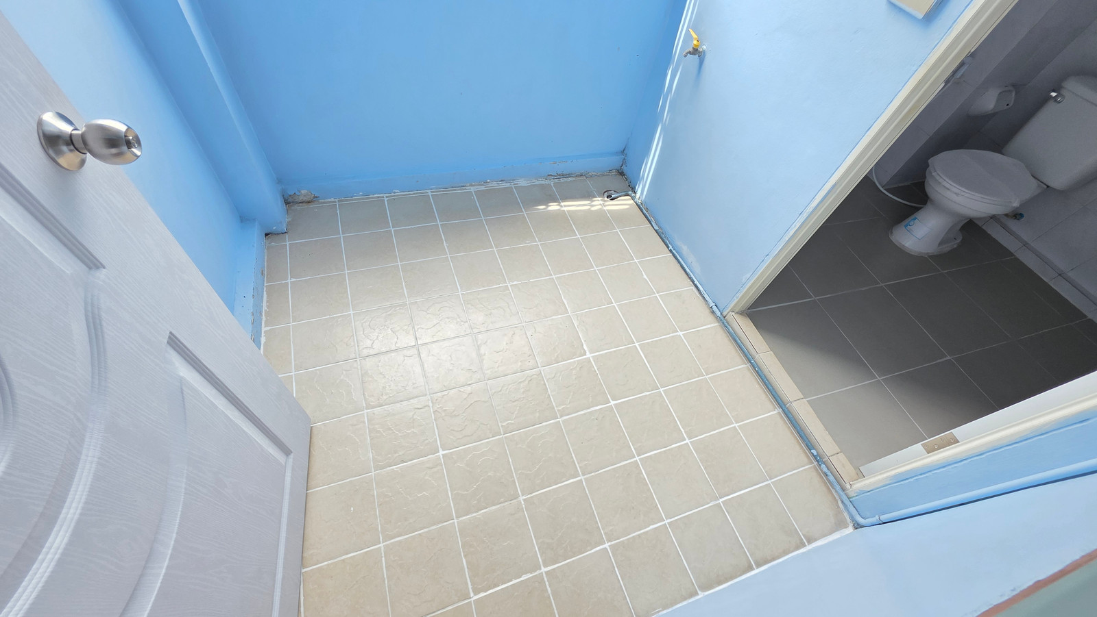 ขายคอนโด รุ่งโรจน์คอนโดเทล เพชรเกษม 81/1 ขนาด 2 ห้องนอน 2 ห้องน้ำ 55 ตรม. – รูปที่ 4