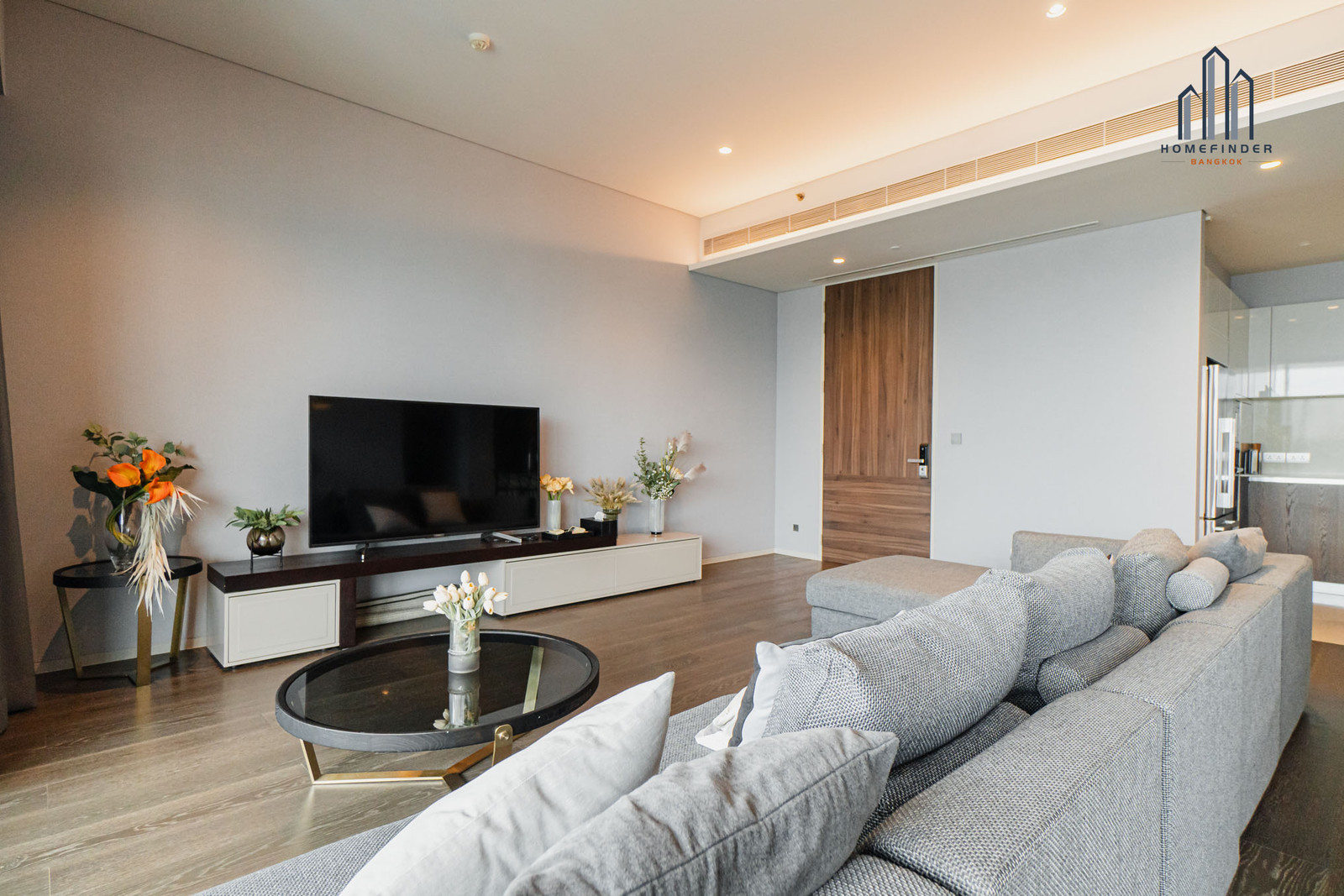 Noble Around 33 | 1 bedroom 44 sq m., 10th floor | 35,000 baht/month.