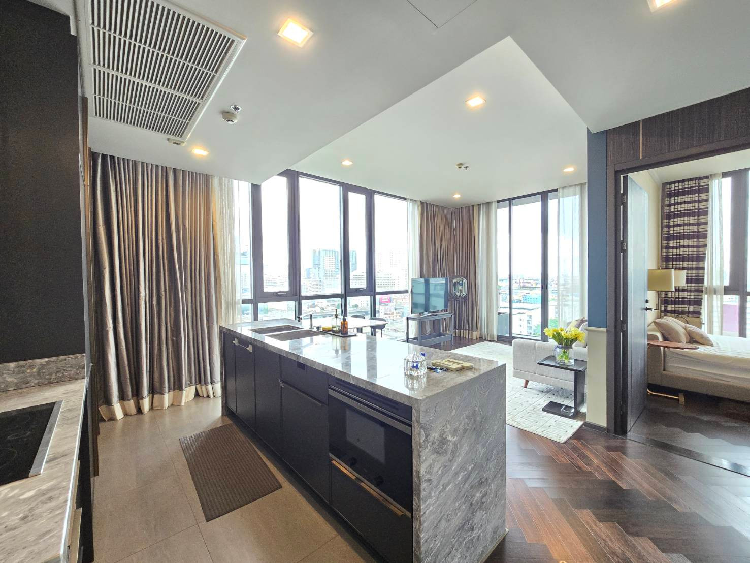 The Monument Sanampao 2 Bedrooms for Rent Corner Room The Monument Sanampao 2 Bedrooms for Rent Corner Room