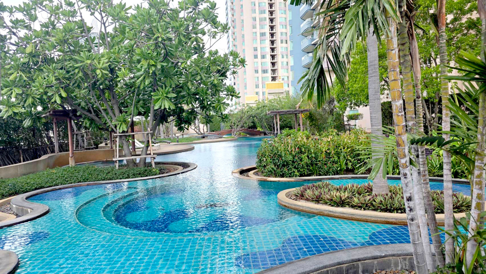 LUXURY HIGH-FLOOR RIVERSIDE CONDO | WATERMARK CHAOPHRAYA RIVER LUXURY HIGH-FLOOR RIVERSIDE CONDO | WATERMARK CHAOPHRAYA RIVER