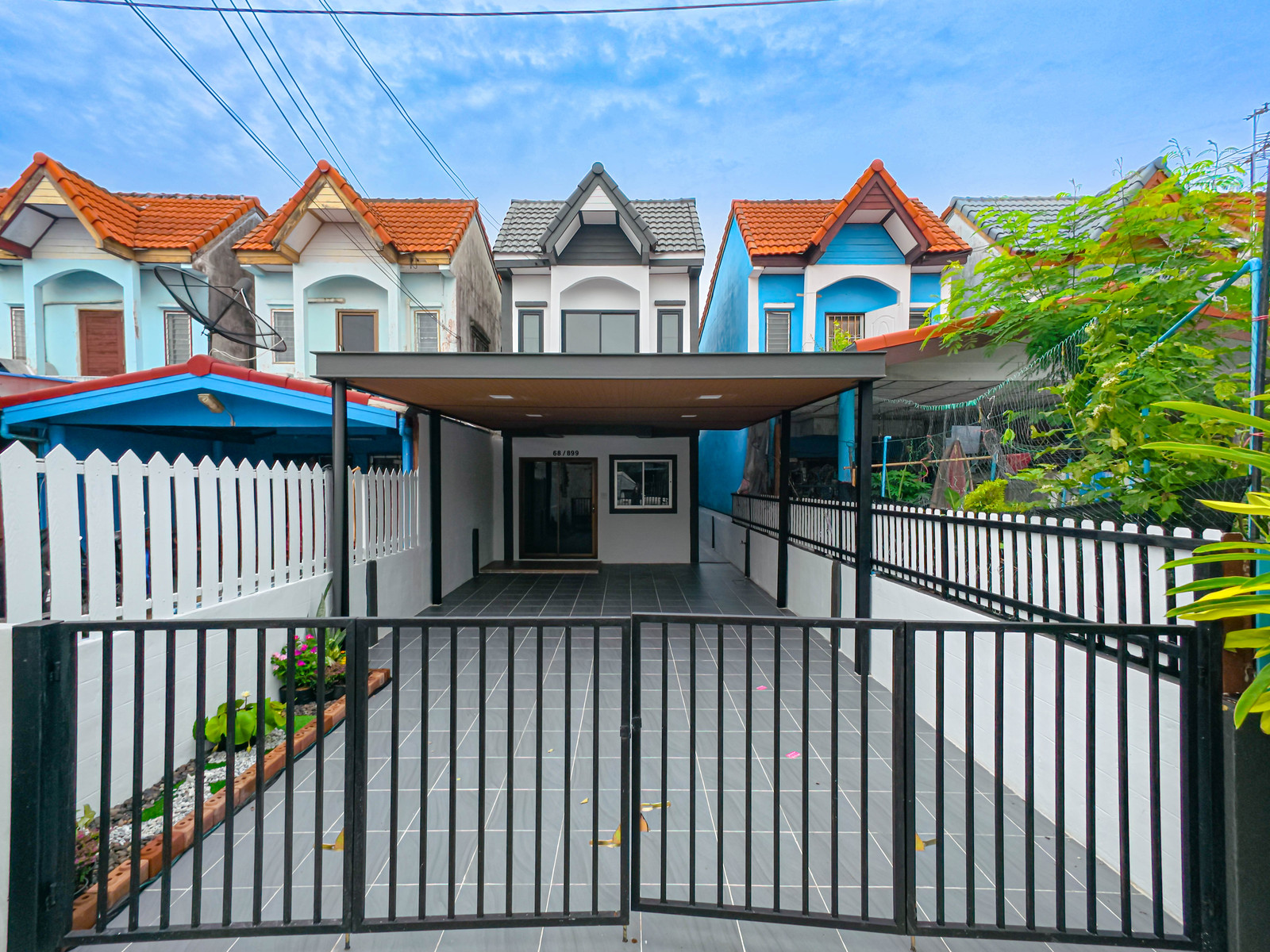 2-story detached house for sale, Amornsap Yuwittaya 20, 3 bedrooms, 2 bathrooms, newly renovated, ready to move in. 2-story detached house for sale, Amornsap Yuwittaya 20, 3 bedrooms, 2 bathrooms, newly renovated, ready to move in.