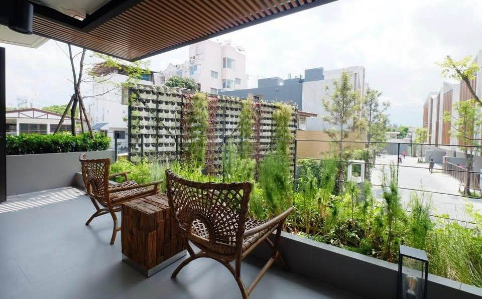 LTH16092 - Luxury House for Rent Ekkamai | 500+ sq.m. | 4 Beds 6 Baths | Rooftop Garden | BTS Ekkamai | 215K | Luxury house for rent Ekkamai LTH16092 - Luxury House for Rent Ekkamai | 500+ sq.m. | 4 Beds 6 Baths | Rooftop Garden | BTS Ekkamai | 215K | Luxury house for rent Ekkamai