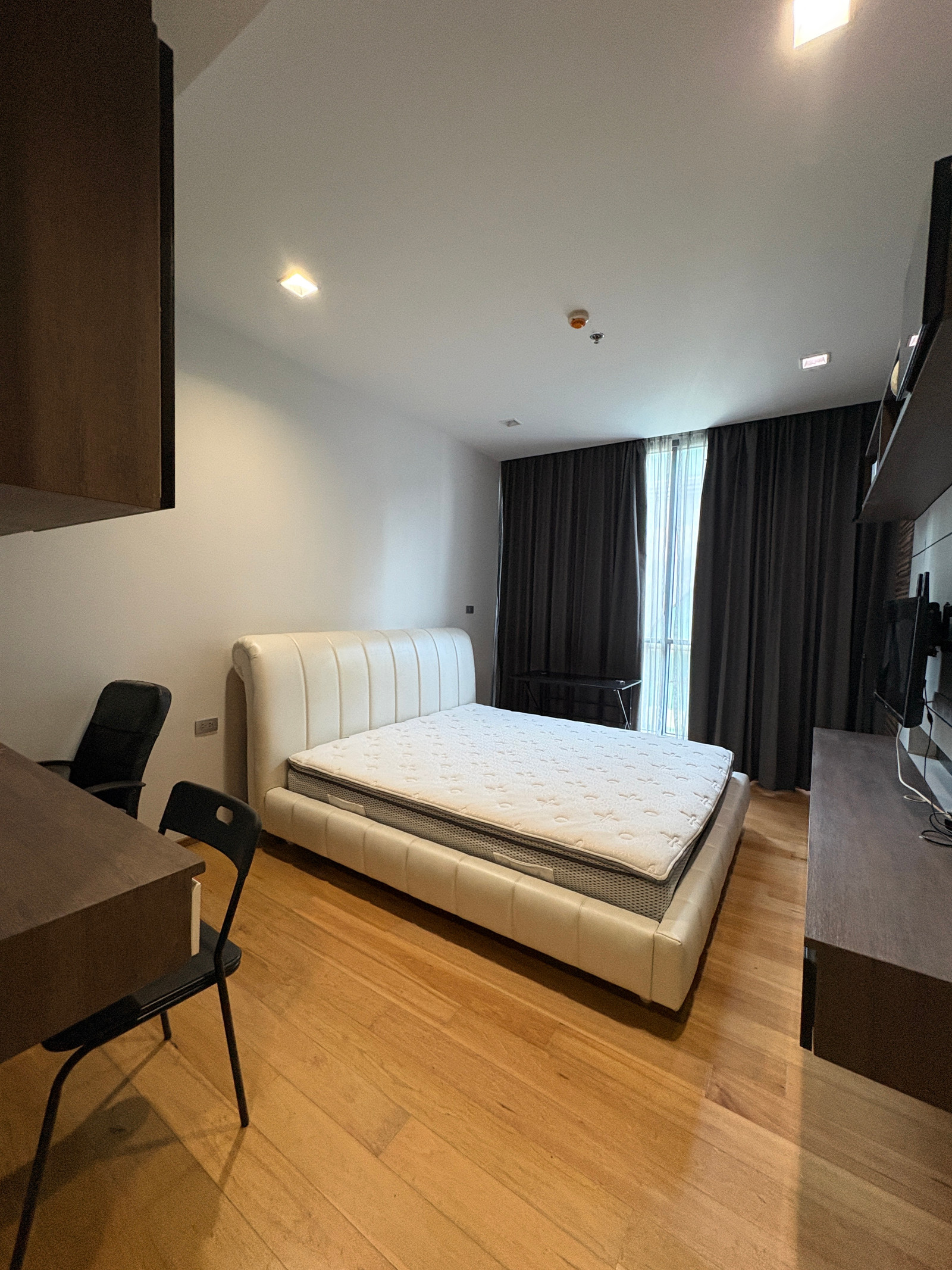 FOR RENT - 1 BEDROOM 45 SQ.M- READY TO MOVE IN - CALL NOW 094-641-5974