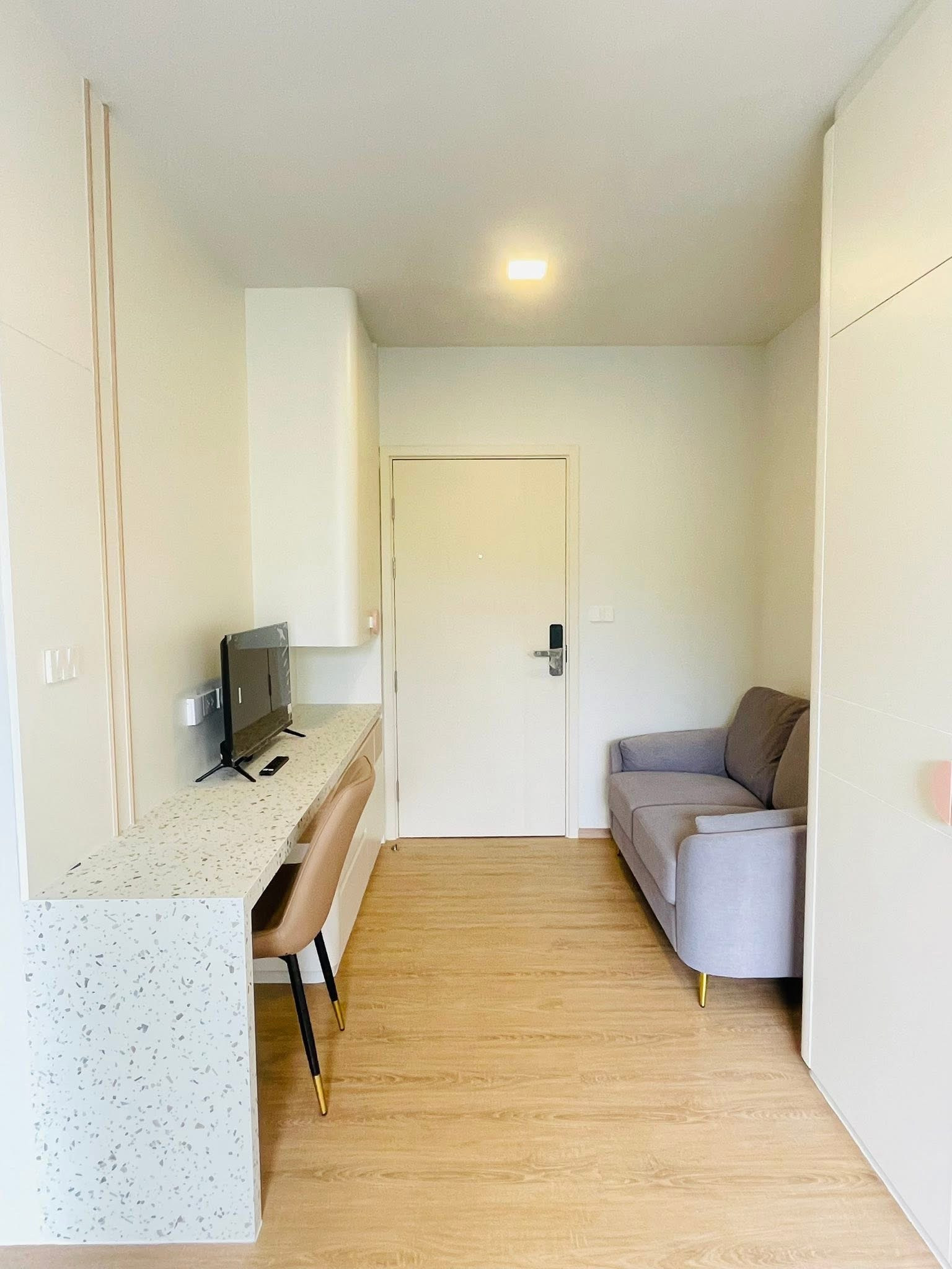 🔥 Quintara MHy' Zen Phrom Phong สุขุมวิท 39    📍 ใกล้ BTS พร้อมพงษ์ 💰 ค่าเช่า 18,000 บาท