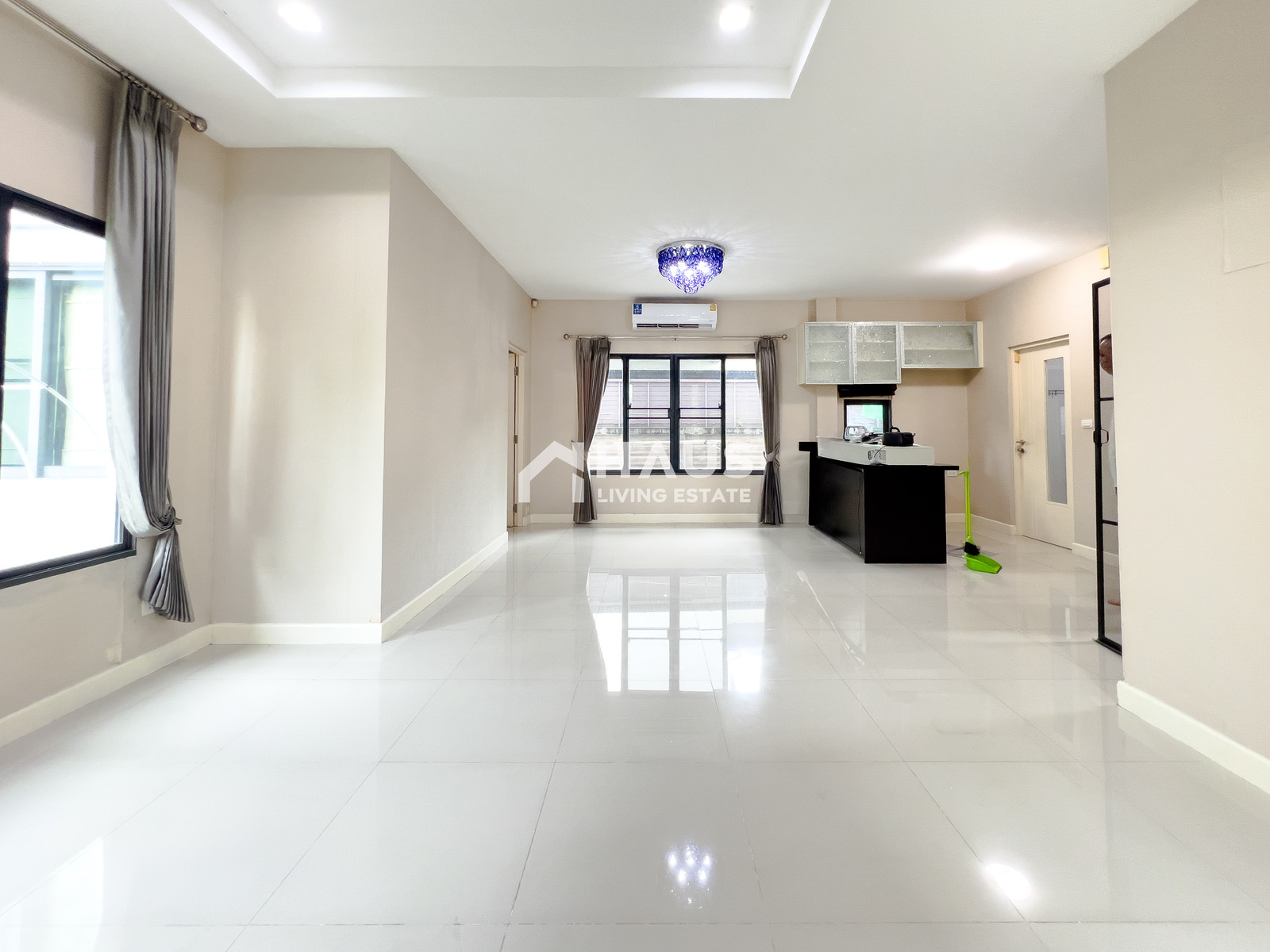 ✨ Cheapest in the project With a special plot in front of the house, won't hit anyone 🔥 Single house for sale Setthasiri Chaiyaphruek - Chaengwattana 🔥 Setthasiri Chaiyaphruek - Chaengwattana / 4 bedrooms #HCYP080 – รูปที่ 4