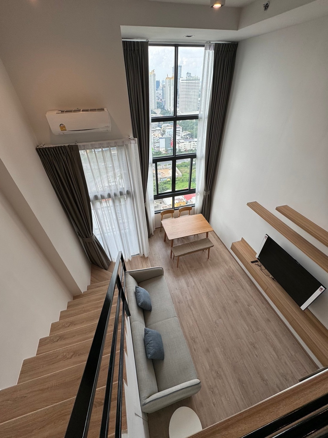 FOR RENT - Ideo Rama 9 - Asoke MRT พระราม9 ห้อง Hybrid Studio | Duplex FOR RENT - Ideo Rama 9 - Asoke MRT พระราม9 ห้อง Hybrid Studio | Duplex
