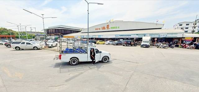 AC Market Khlong4 300m LadSawai Market 900m Filled land for Rent adjacent to Sai Pracharat Road, 7 rai (approx. 2,800 sq m), 4-lane road frontage. Price: 199,999-219,999 THB or 2800 sq m (total area 11,200 sq m). AC Market Khlong4 300m LadSawai Market 900m Filled land for Rent adjacent to Sai Pracharat Road, 7 rai (approx. 2,800 sq m), 4-lane road frontage. Price: 199,999-219,999 THB or 2800 sq m (total area 11,200 sq m).