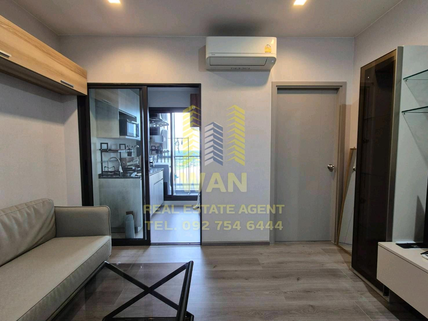 For rent: The politan aqua, 36th floor, size 30 sq m, river view, beautifully decorated, fully furnished, ready to move in.