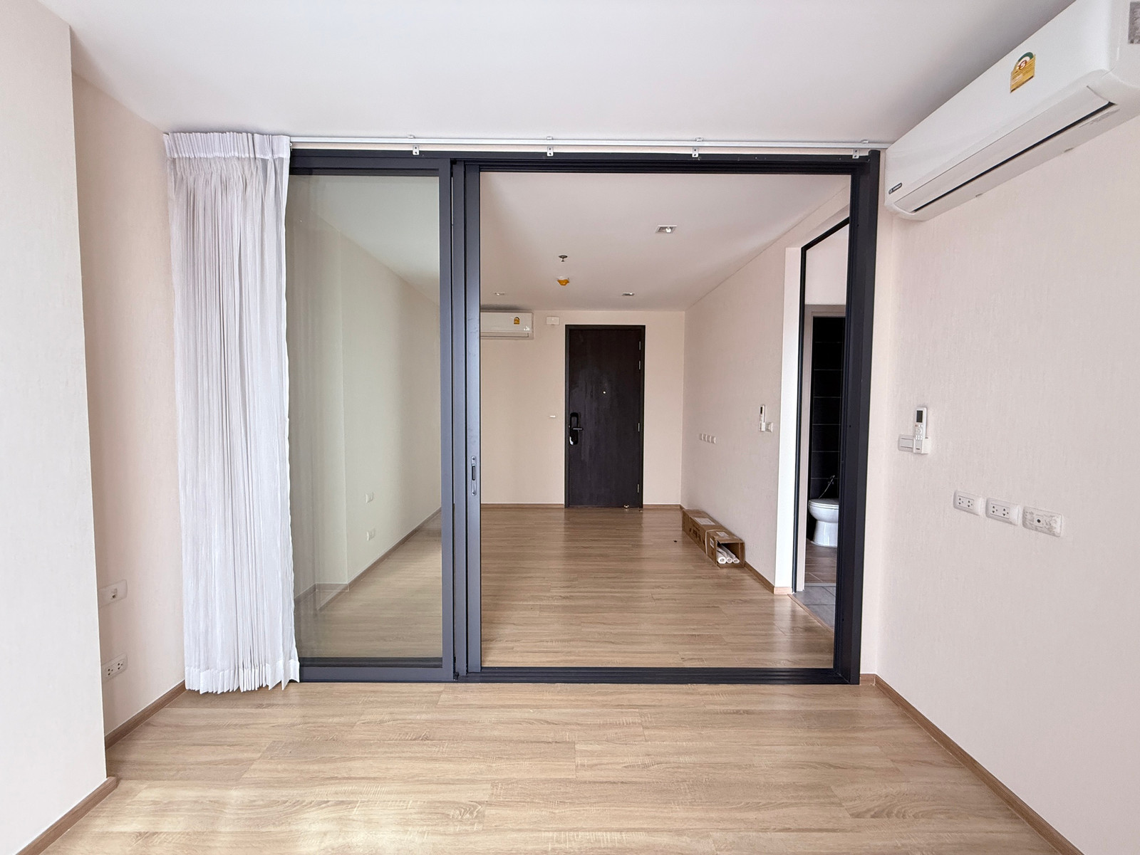 Urgent sale The Base Garden Rama 9 1 bed 30.75 sq m. If interested, contact 098-9655699 Pick. Urgent sale The Base Garden Rama 9 1 bed 30.75 sq m. If interested, contact 098-9655699 Pick.
