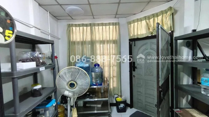 ขายทาวน์เฮ้าส์ ลาดพร้าว18 หมู่บ้านอยู่เจริญพัฒนา พื้นที่ 24.6 ตรว. ทำเลทองรัชดา-จตุจักร ใจกลางเมือง ราคา 5.5 ล้าน โอกาสทองของคนอยกามีบ้านในเมือง อยู่เองก็ดีปล่อยเช่าก็ได้ – รูปที่ 4