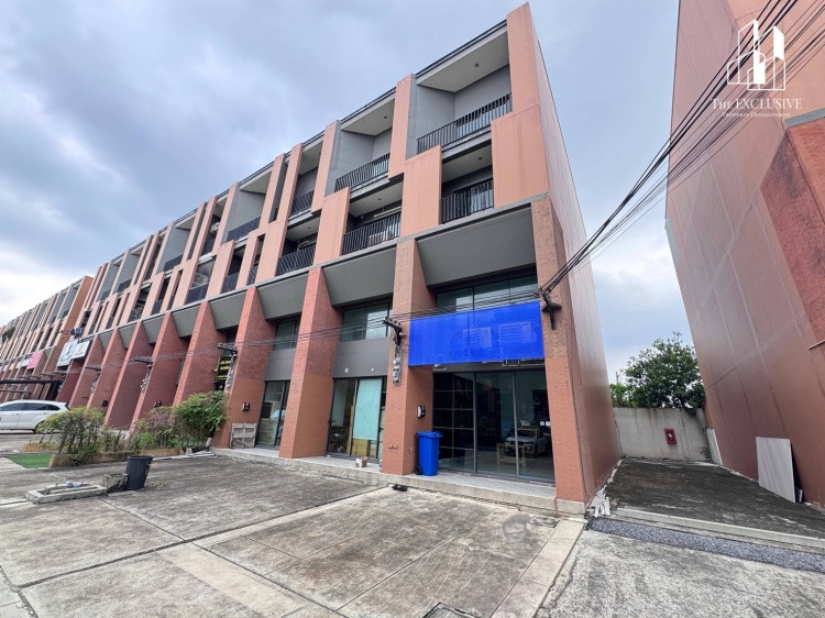 For sale/rent commercial building, Siri Avenue, Soi Phetkasem 81, Macharoen Road, corner unit, price negotiable. – รูปที่ 2