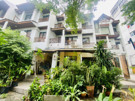 ทาวน์เฮาส์ 3 ชั้น เนื้อที่ 28 ตรว สุขุมวิท 77 อ่อนนุช 21-1 รีโนเวทใหม่ ตกแต่งสวย – รูปที่ 4