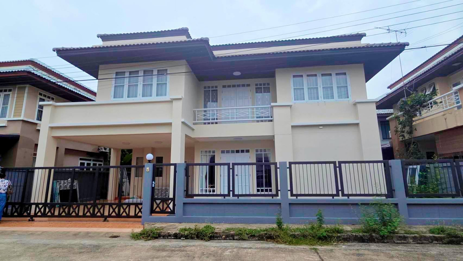 บ้านเดี่ยว 2 ชั้น หมู่บ้านวรารักษ์เลียบคลองสอง รีโนเวทใหม่สวยทั้งหลัง พร้อมเข้าอยู่ บ้านเดี่ยว 2 ชั้น หมู่บ้านวรารักษ์เลียบคลองสอง รีโนเวทใหม่สวยทั้งหลัง พร้อมเข้าอยู่