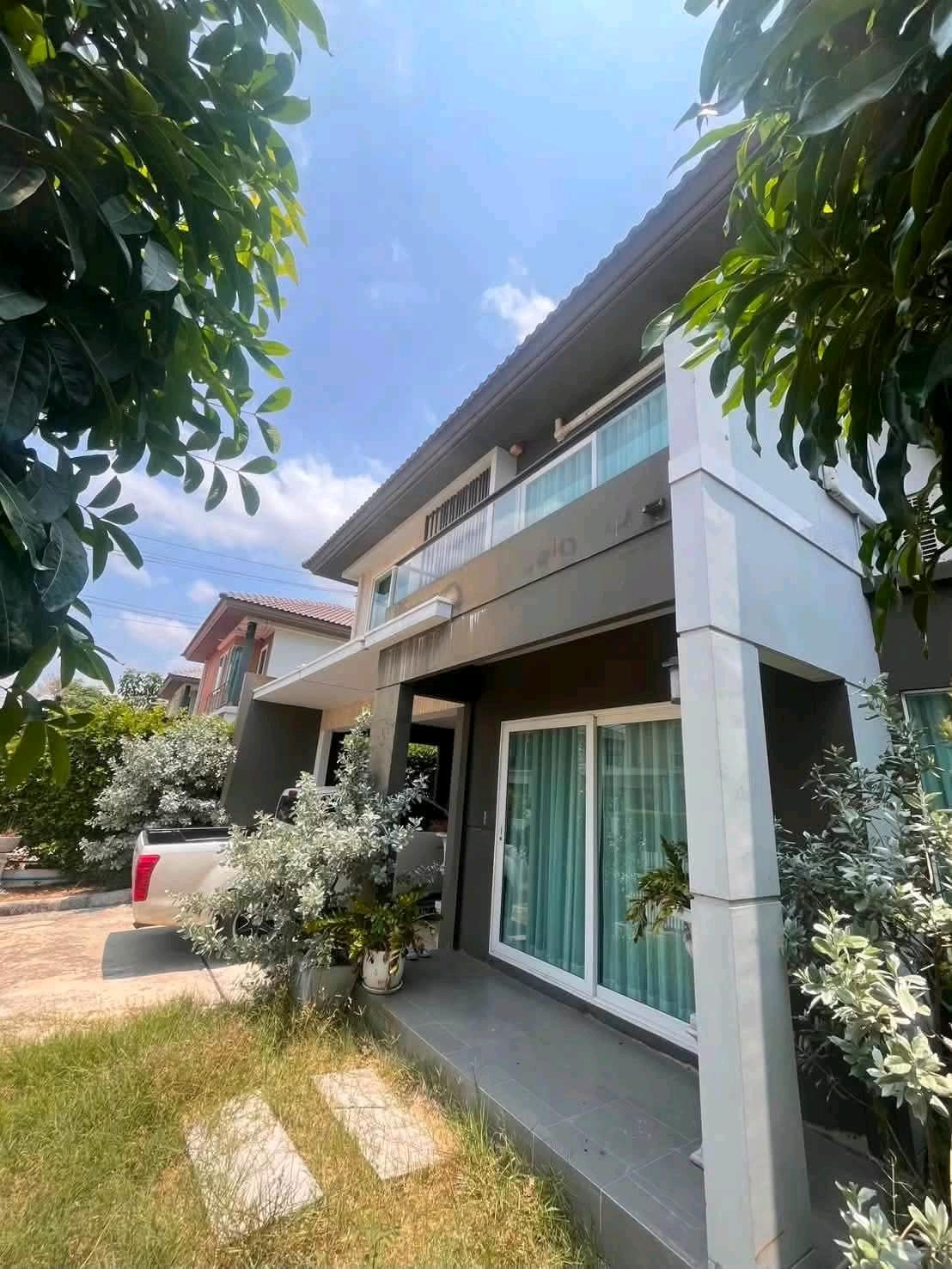 ✨ บ้านเดี่ยว 2 ชั้น ทำเลดี ใกล้สนามบินสุวรรณภูมิ  – รูปที่ 2