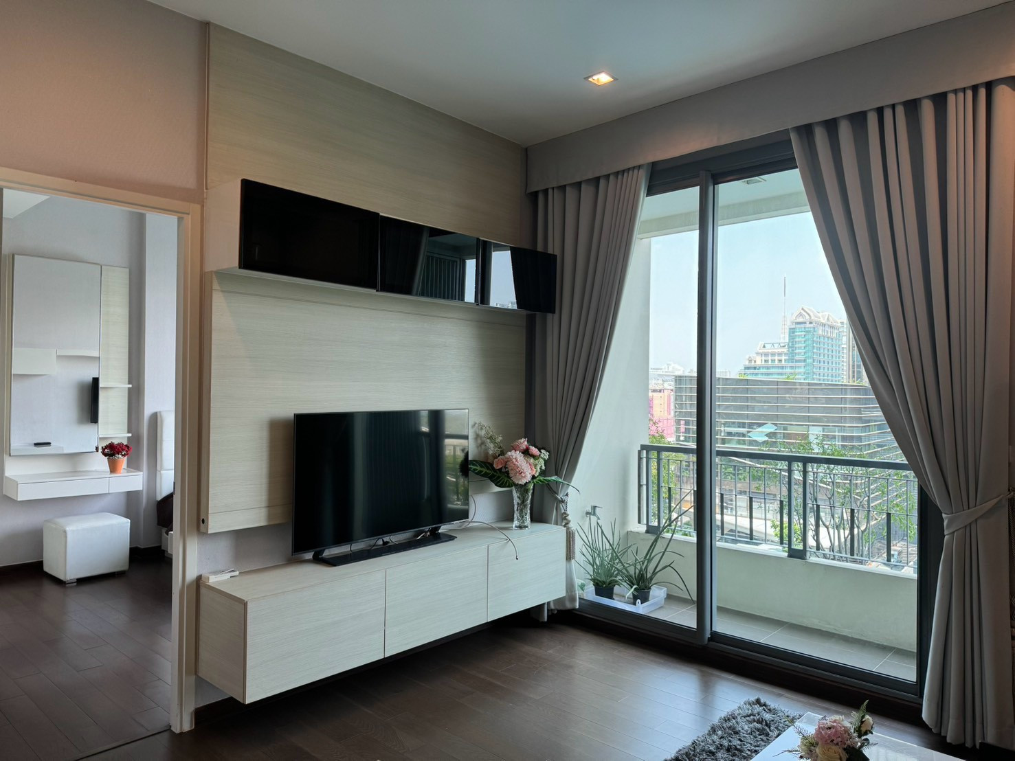 🔥Q asoke 1bed 1baht 45sqm 28,000/month 🔥Q asoke 1bed 1baht 45sqm 28,000/month